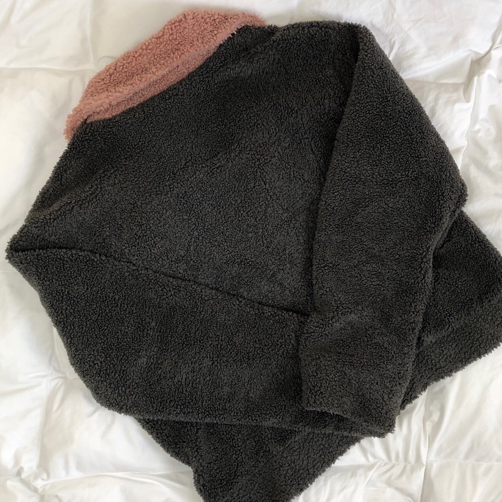 Faux Shearling Pink Collar Jacket | US L - Picture 3 of 3